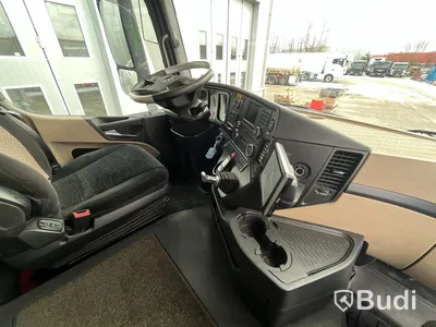 Lastbil Mercedes-Benz Actros 2551, 2014 - med Skabskåp - öppningsbar sida och baklyft