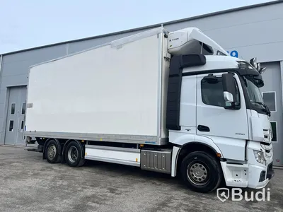Lastbil Mercedes-Benz Actros 2551, 2014 - med Skabskåp - öppningsbar sida och baklyft