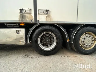 Lastbil Mercedes-Benz Actros 2551, 2014 - med Skabskåp - öppningsbar sida och baklyft