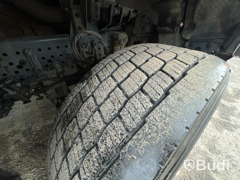 Lastbil Mercedes-Benz Actros 2551, 2014 - med Skabskåp - öppningsbar sida och baklyft