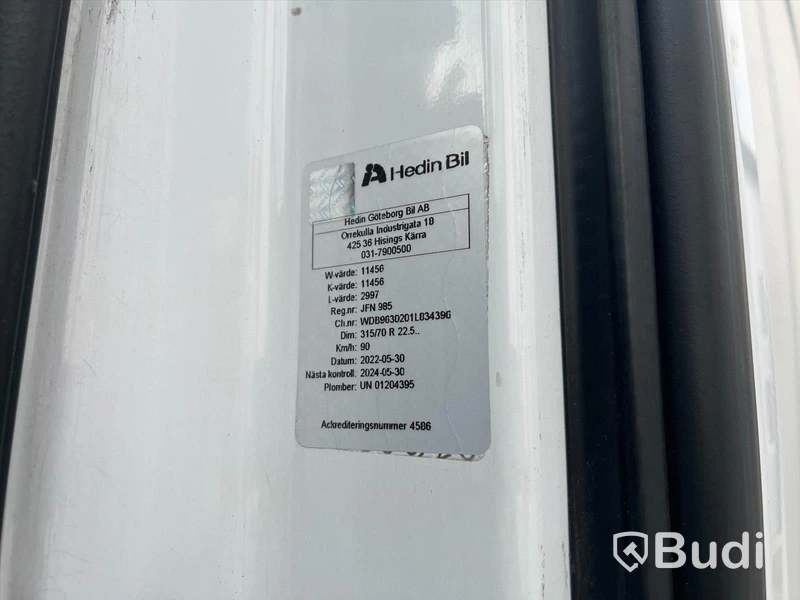 Lastbil Mercedes-Benz Actros 2551, 2014 - med Skabskåp - öppningsbar sida och baklyft
