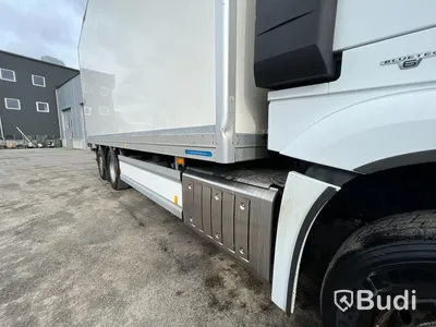 Lastbil Mercedes-Benz Actros 2551, 2014 - med Skabskåp - öppningsbar sida och baklyft
