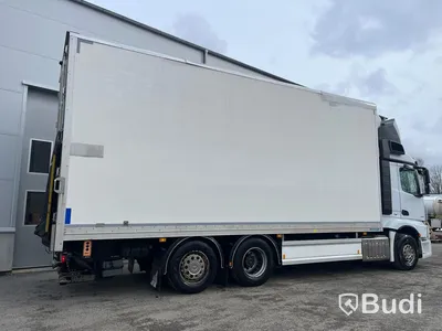 Lastbil Mercedes-Benz Actros 2551, 2014 - med Skabskåp - öppningsbar sida och baklyft