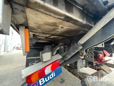 Lastbil Mercedes-Benz Actros 2551, 2014 - med Skabskåp - öppningsbar sida och baklyft
