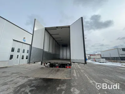 Lastbil Mercedes-Benz Actros 2551, 2014 - med Skabskåp - öppningsbar sida och baklyft