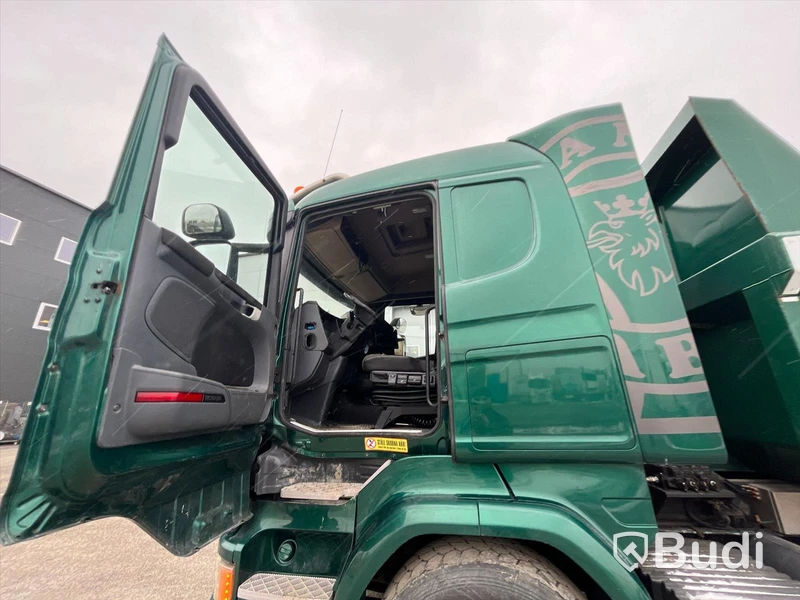 Lastbil SCANIA R580 8x4 dumper -2015