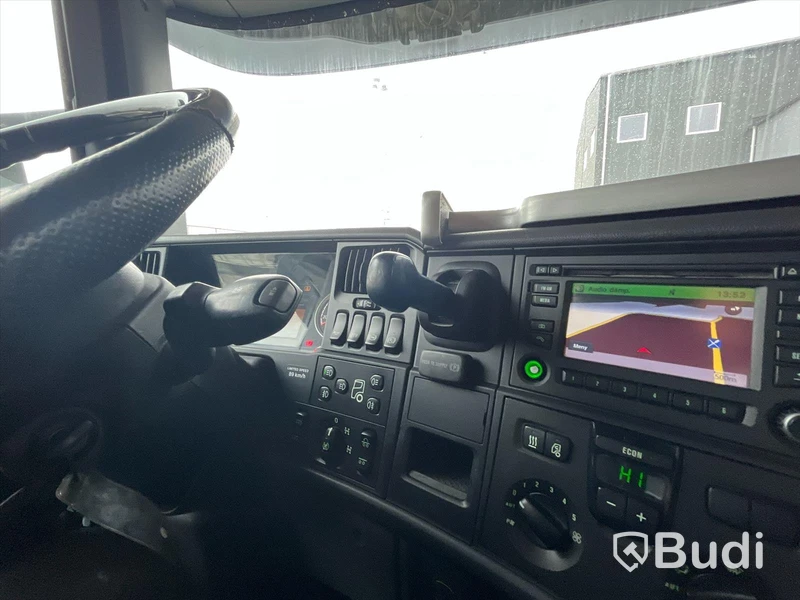 Lastbil SCANIA R580 8x4 dumper -2015