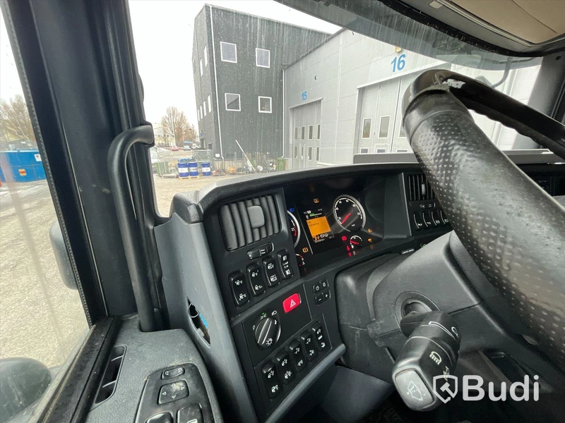 Lastbil SCANIA R580 8x4 dumper -2015