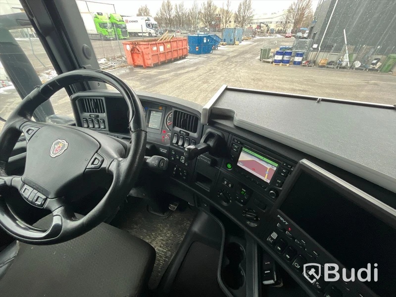 Lastbil SCANIA R580 8x4 dumper -2015