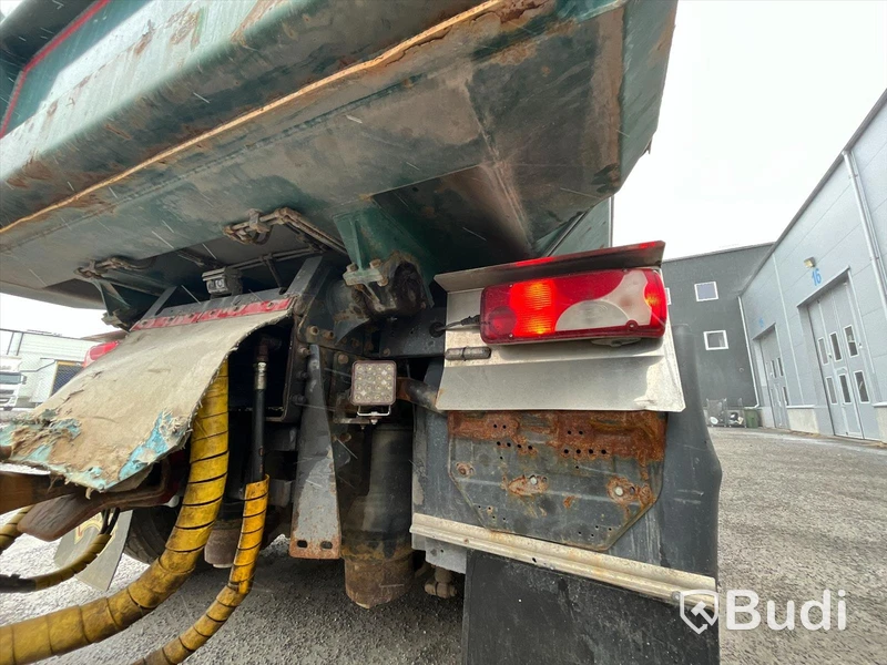 Lastbil SCANIA R580 8x4 dumper -2015