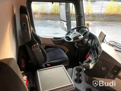 Lastbil Mercedes-Benz Antos | Fastskåp | Euro6