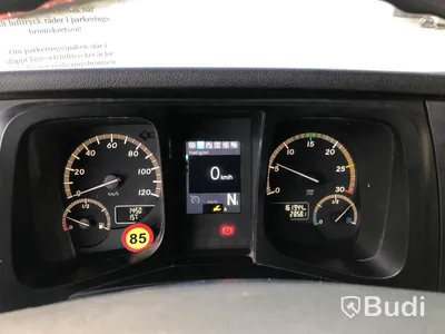 Lastbil Mercedes-Benz Antos | Fastskåp | Euro6