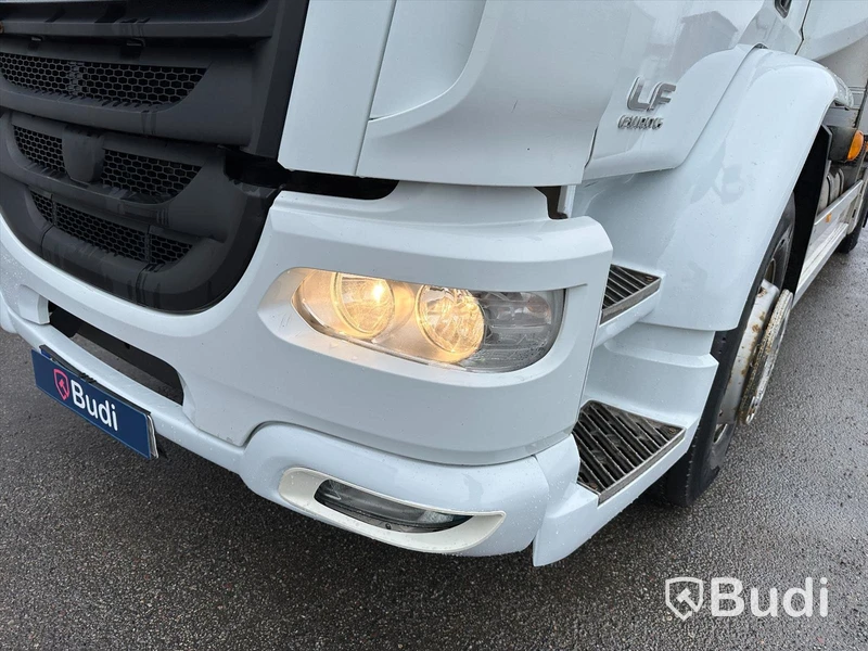 Lastbil DAF LF 290 Euro6 | 2017 | 18P Skåp med öppningsbarsida och baklyft 2T