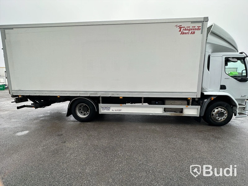 Lastbil DAF LF 290 Euro6 | 2017 | 18P Skåp med öppningsbarsida och baklyft 2T