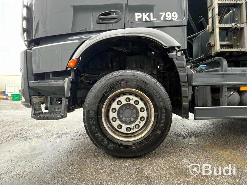 Lastbil Mercedes-Benz Arocs 963-8 | -2017