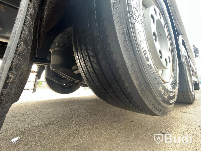 Lastbil Volvo FM 410 6x2 | PLS | Öppningsbar sida