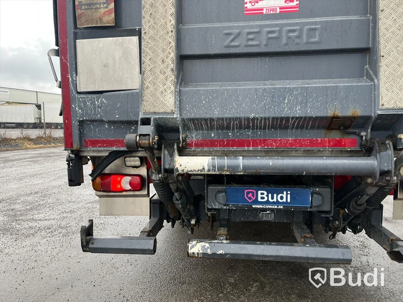 Lastbil DAF LF260I 4x2 | Salaskåp Höj & sänk |