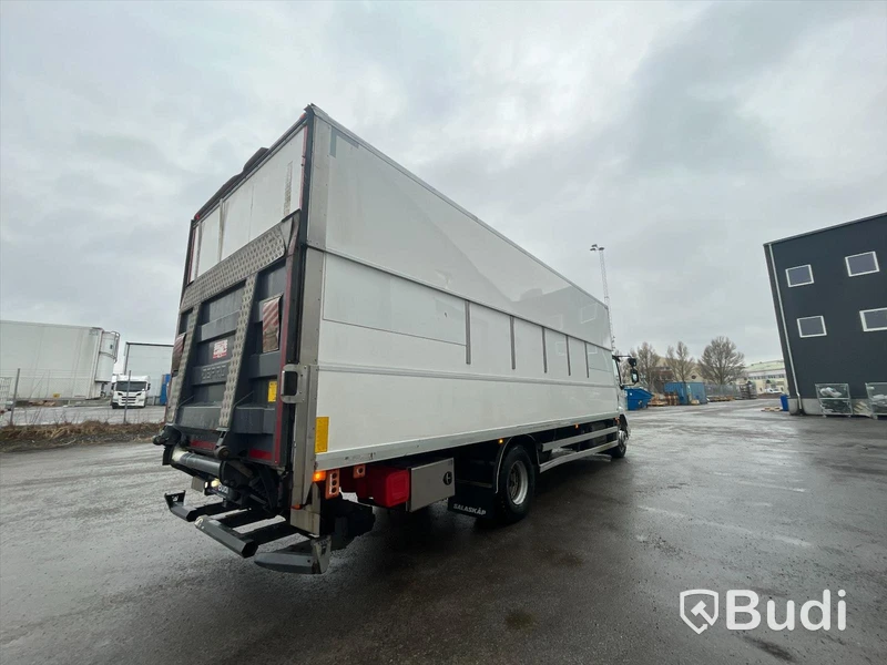 Lastbil DAF LF260I 4x2 | Salaskåp Höj & sänk |