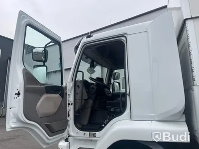 Lastbil DAF LF260I 4x2 | Salaskåp Höj & sänk |