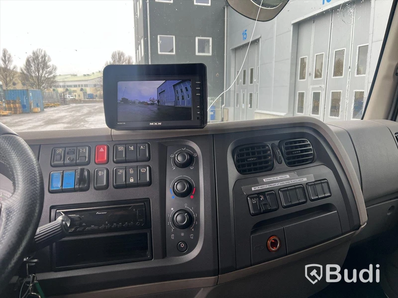 Lastbil DAF LF260I 4x2 | Salaskåp Höj & sänk |