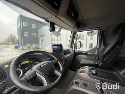 Lastbil DAF LF260I 4x2 | Salaskåp Höj & sänk |