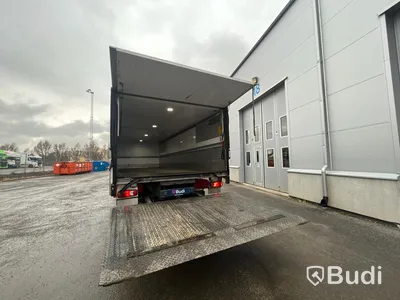 Lastbil DAF LF260I 4x2 | Salaskåp Höj & sänk |