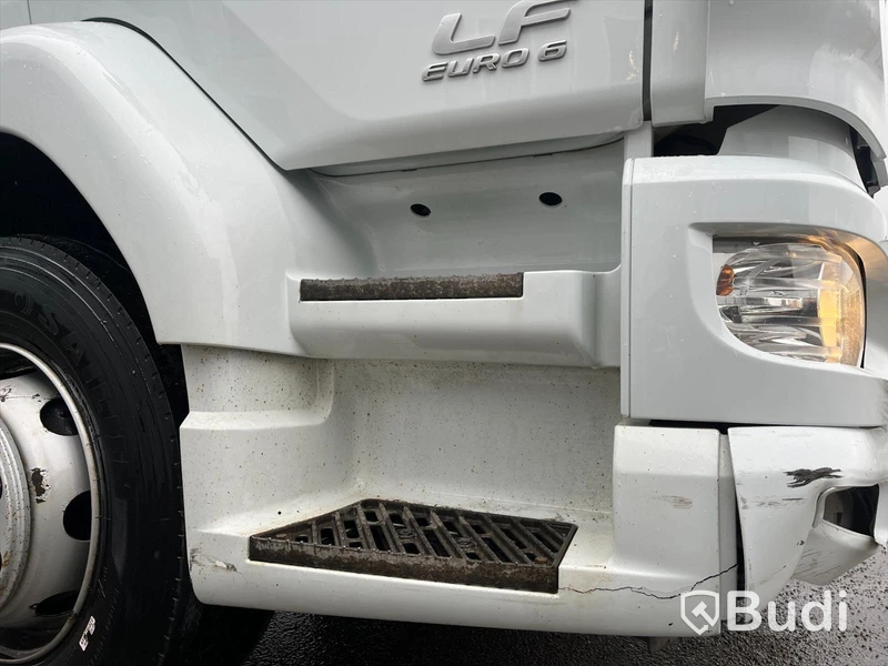 Lastbil DAF LF260I 4x2 | Salaskåp Höj & sänk |