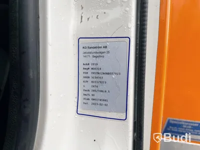 Lastbil Volvo FL 4x2 Höj- & sänkskåp
