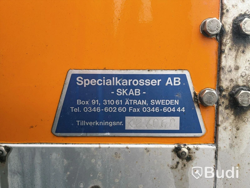 Lastbil Volvo FL 4x2 Höj- & sänkskåp