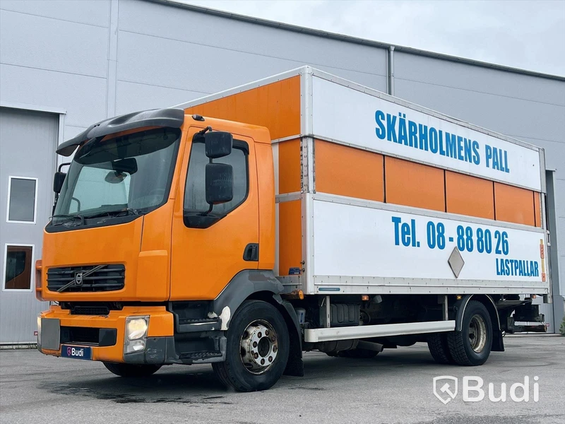 Lastbil Volvo FL 4x2 Höj- & sänkskåp