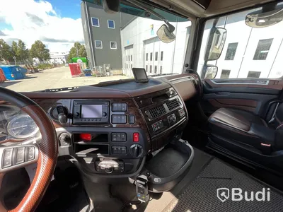 Lastbil Scania P270 4x2 -2009 | SKAB med öppningsbarsida | Nybesiktigad - EXPORT