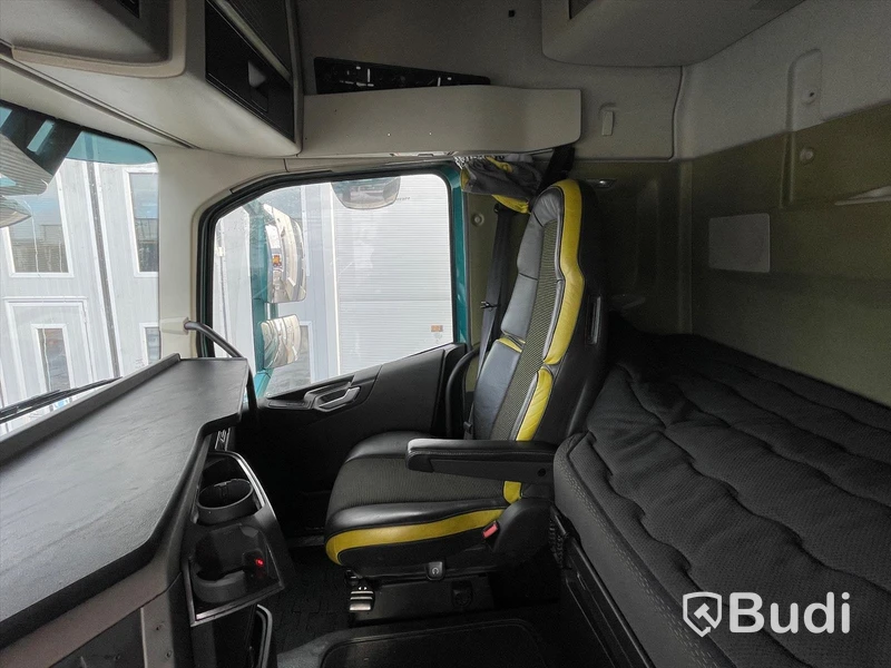 Lastväxlare Volvo 750 FH16-2015
