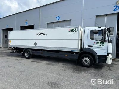 tertagen till MKR  Lastbil Mercedes-Benz 967PKX3 Atego | Höj & Sänk skåp | 2015