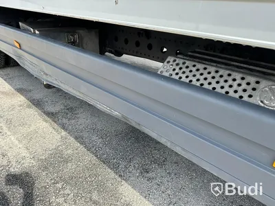 tertagen till MKR  Lastbil Mercedes-Benz 967PKX3 Atego | Höj & Sänk skåp | 2015