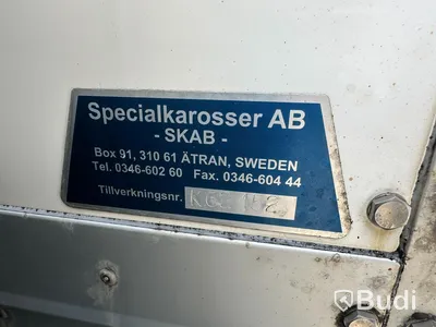 tertagen till MKR  Lastbil Mercedes-Benz 967PKX3 Atego | Höj & Sänk skåp | 2015