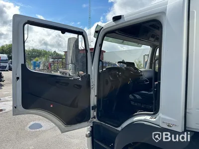 tertagen till MKR  Lastbil Mercedes-Benz 967PKX3 Atego | Höj & Sänk skåp | 2015