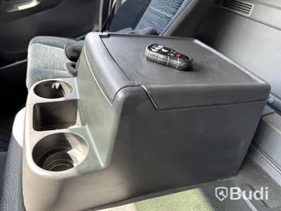 tertagen till MKR  Lastbil Mercedes-Benz 967PKX3 Atego | Höj & Sänk skåp | 2015