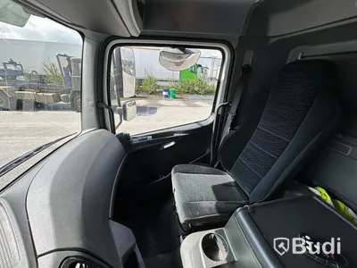 tertagen till MKR  Lastbil Mercedes-Benz 967PKX3 Atego | Höj & Sänk skåp | 2015