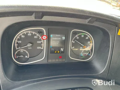 tertagen till MKR  Lastbil Mercedes-Benz 967PKX3 Atego | Höj & Sänk skåp | 2015