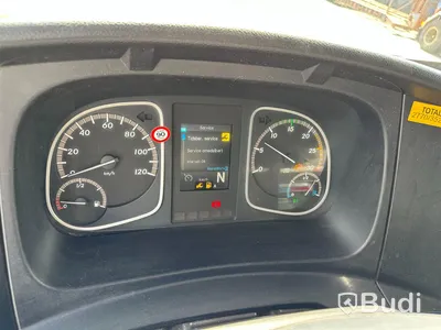 tertagen till MKR  Lastbil Mercedes-Benz 967PKX3 Atego | Höj & Sänk skåp | 2015