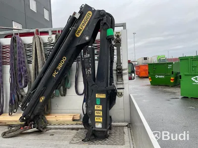 Lastbil Iveco Daily 70c17HA8 Pallfinger kran med EFAB byggnation Euro6