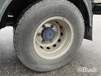 Lastbil Iveco Daily 70c17HA8 Pallfinger kran med EFAB byggnation Euro6