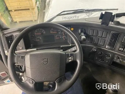 Lastbil Volvo FM260 4x2 med Pallfinger 9001 Kranflak med baklyft