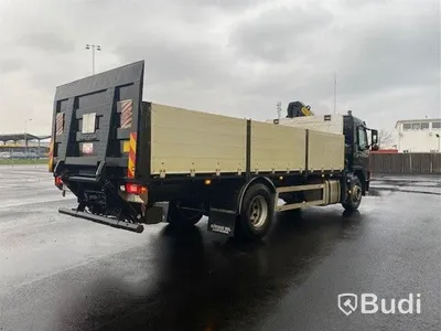 Lastbil Volvo FM260 4x2 med Pallfinger 9001 Kranflak med baklyft