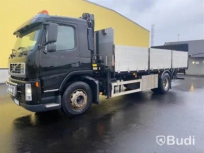 Lastbil Volvo FM260 4x2 med Pallfinger 9001 Kranflak med baklyft