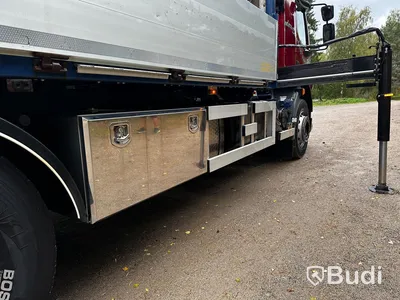 Kranbil DAF LF 290 FA | 2016 | Brädgårdsbil | Kranflak med vikbar baklyft