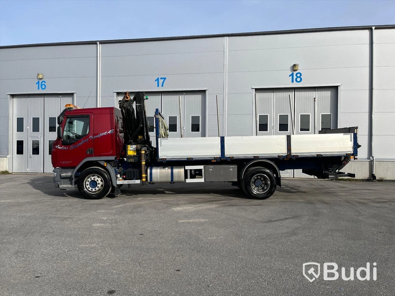 Kranbil DAF LF 290 FA | 2017 | Brädgårdsbil | Kranflak med vikbar baklyft | PK19.001 - EXPORT