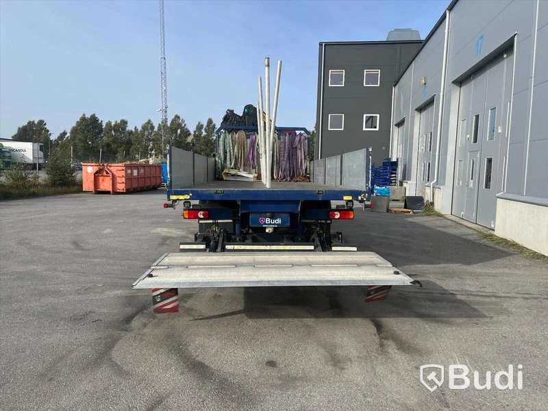 Kranbil DAF LF 290 FA | 2017 | Brädgårdsbil | Kranflak med vikbar baklyft | PK19.001 - EXPORT