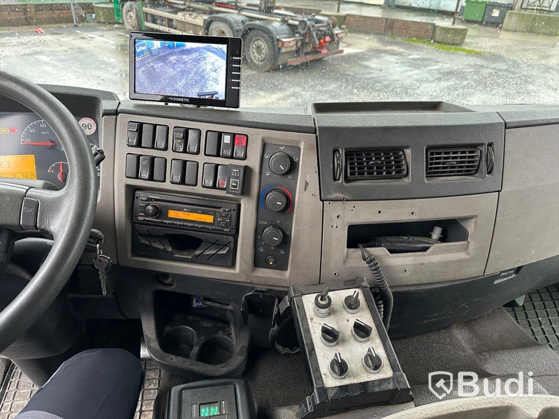 Baklastare Volvo FE 6X2 300 EEV - 2012 | NTM - EXPORT