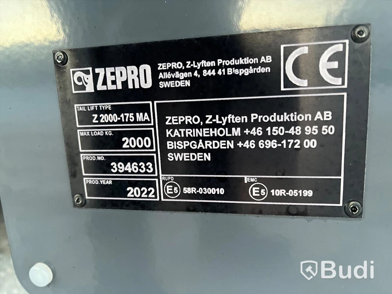 Lastbil Volvo FH 500 Yrkesutbildnings Fjärrbil | 2022 | Automat | Öppningsbar sida | Nypris ca 2 800 000